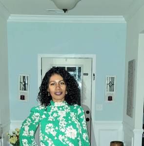 Meet your Posher, Yonette